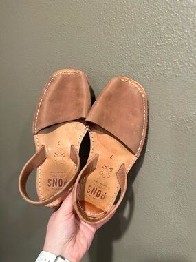 Women’s Pons Avarca Shoes size 7